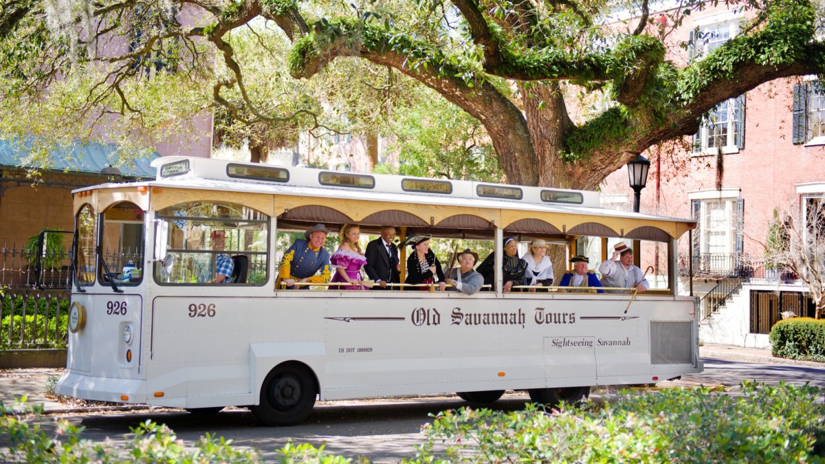 A Trolly Tour in Savannah GA<br />

